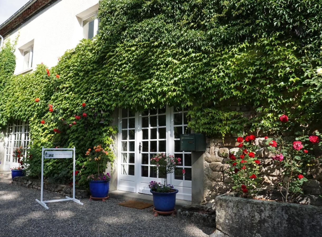 Bed and Breakfast Les Neuf Bouleaux à Job Extérieur photo