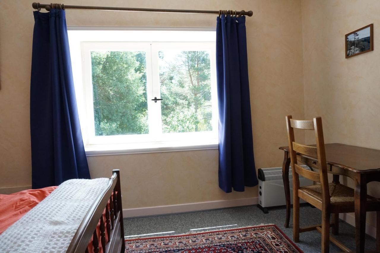 Bed and Breakfast Les Neuf Bouleaux à Job Extérieur photo
